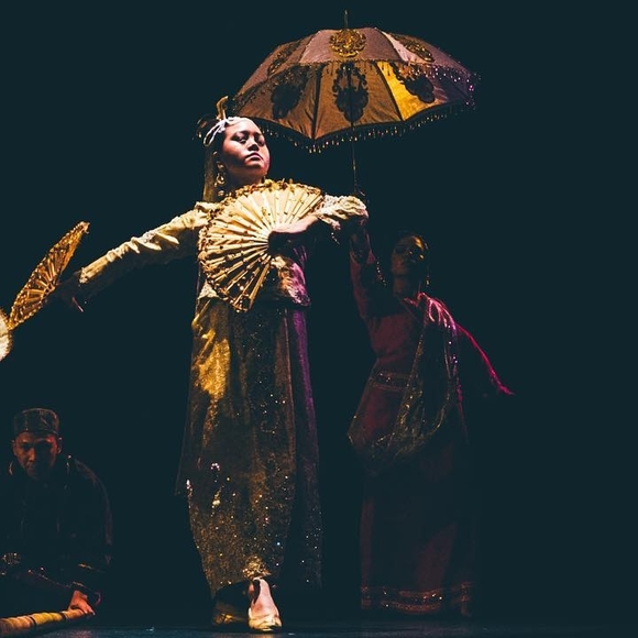 Meet your Posher, Melissa - Picture 1 of 1